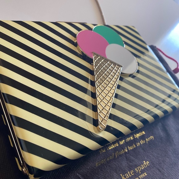 KATE SPADE "MISS PENNY'S" VINYL EMANUELLE ICE CREAM FRAME BOX CLUTCH - Picture 10 of 11